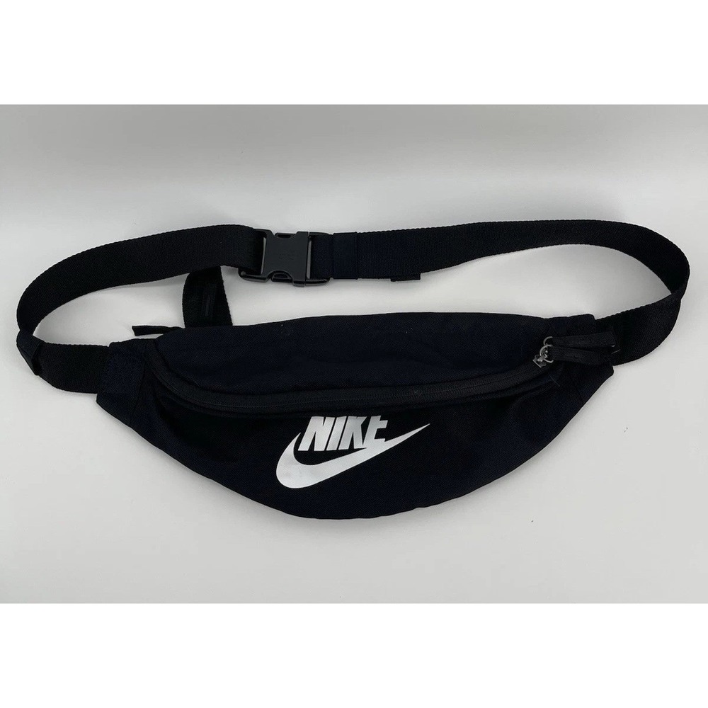 Nike Waist Bag Fanny Pack Black Swoosh Adjustable Strap Running Travel Unisex